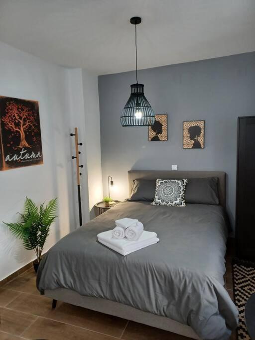 Petite Suite With Backyard. Mytilíni المظهر الخارجي الصورة